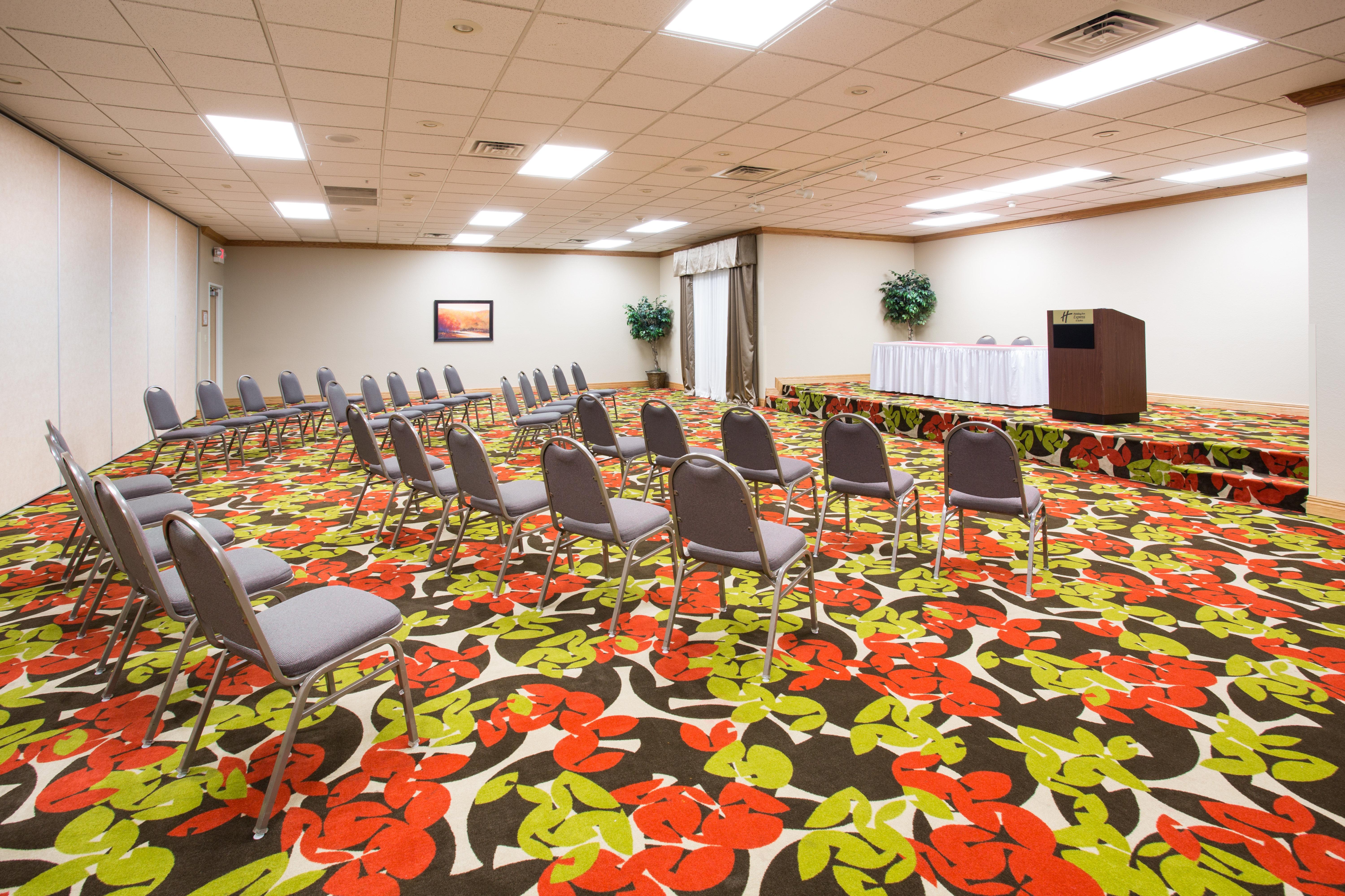 Holiday Inn Express Hotel & Suites Lexington By Ihg Εξωτερικό φωτογραφία