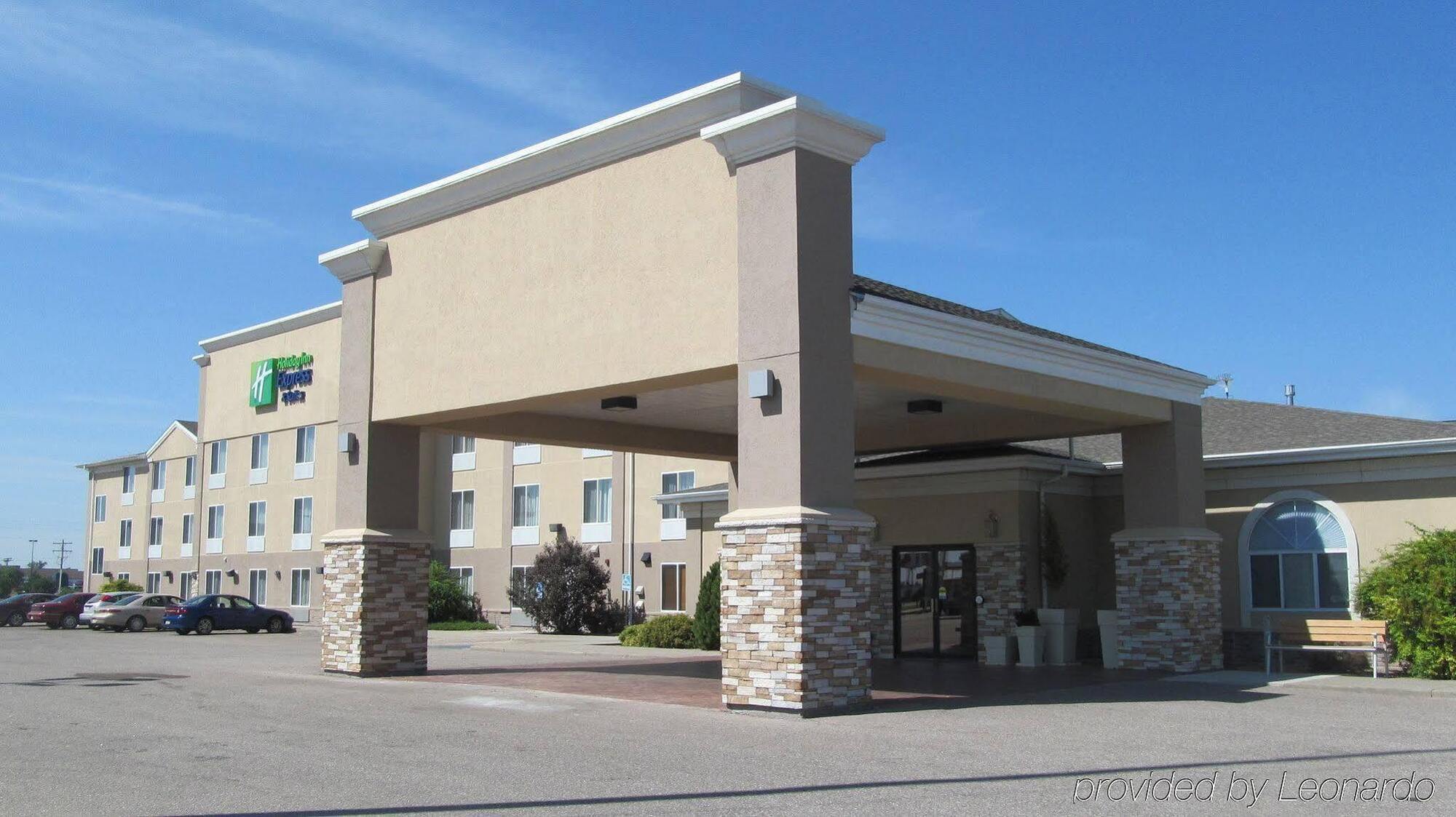 Holiday Inn Express Hotel & Suites Lexington By Ihg Εξωτερικό φωτογραφία